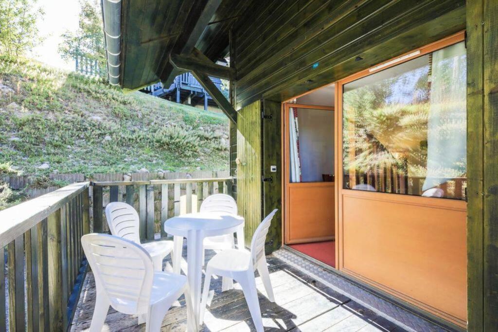 Appartement Duplex Au Pied Des Pistes Ле-Деволюи Экстерьер фото
