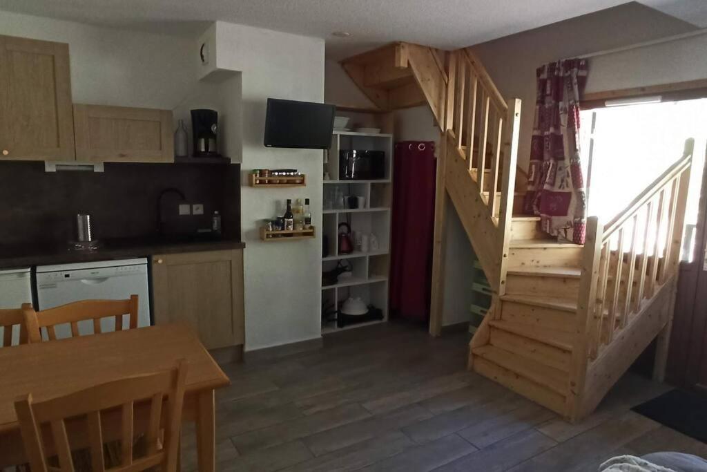 Appartement Duplex Au Pied Des Pistes Ле-Деволюи Экстерьер фото