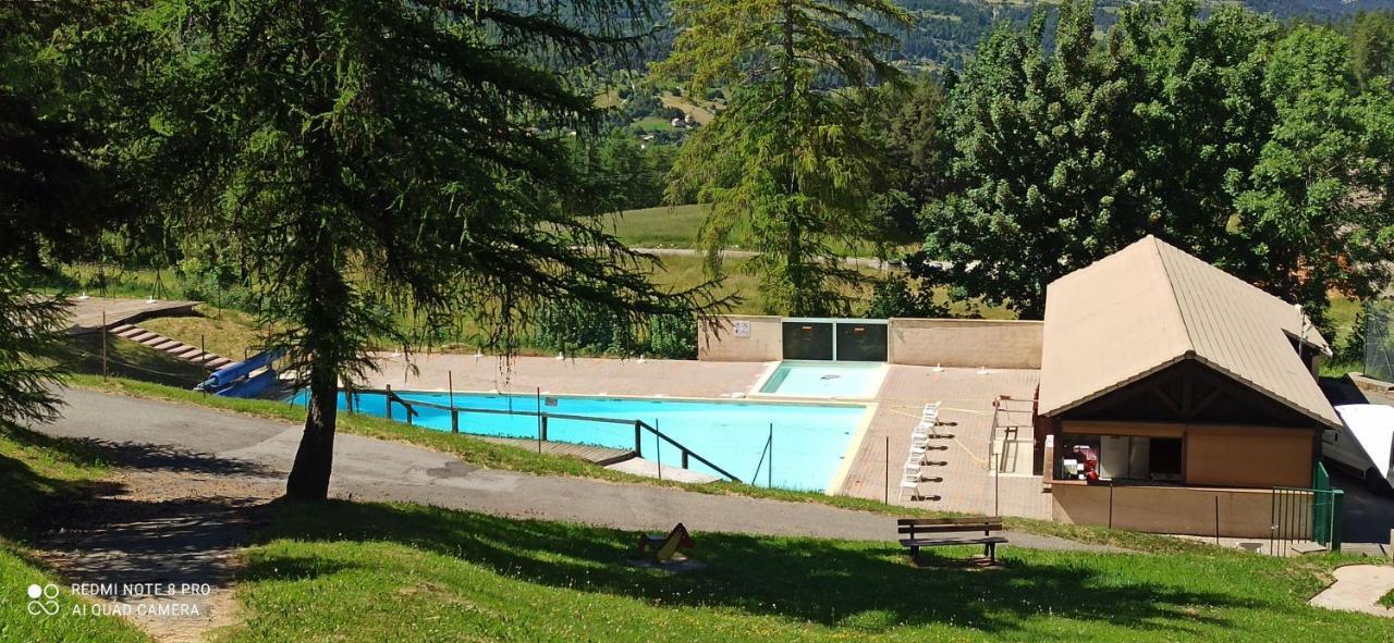 Appartement Duplex Au Pied Des Pistes Ле-Деволюи Экстерьер фото